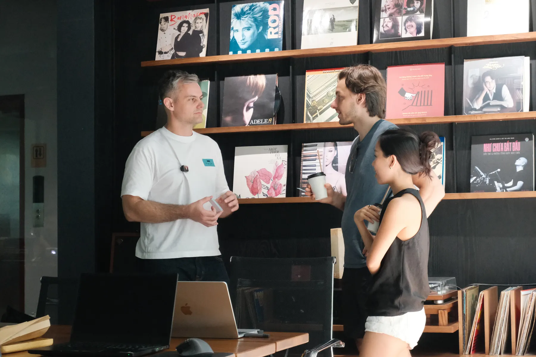 Attendees networking at Frontier Club AI Meetup #2 in Da Nang